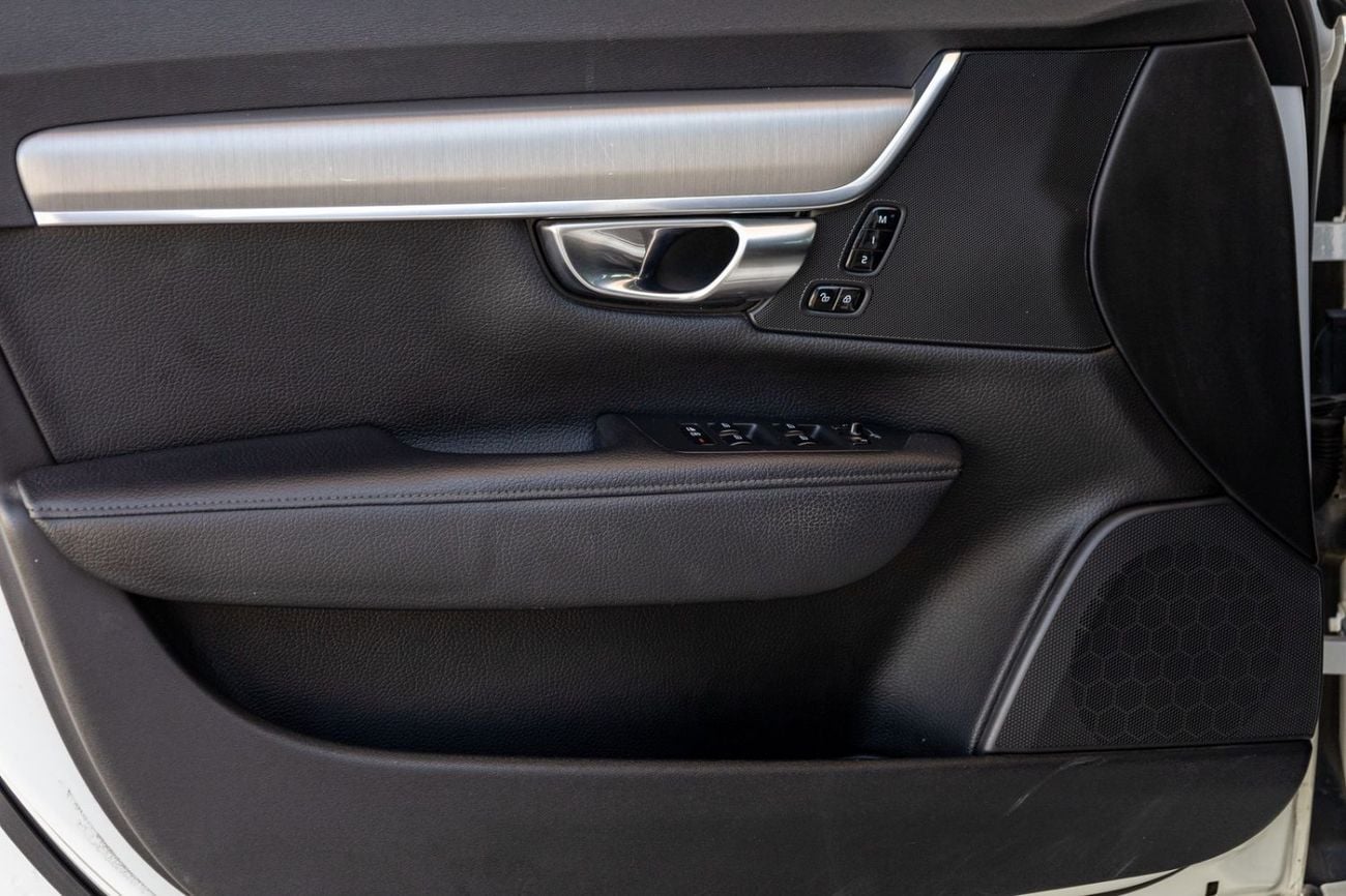 Volvo S90 Volvo S90 2017 GCC specs for 826.00 AED monthly