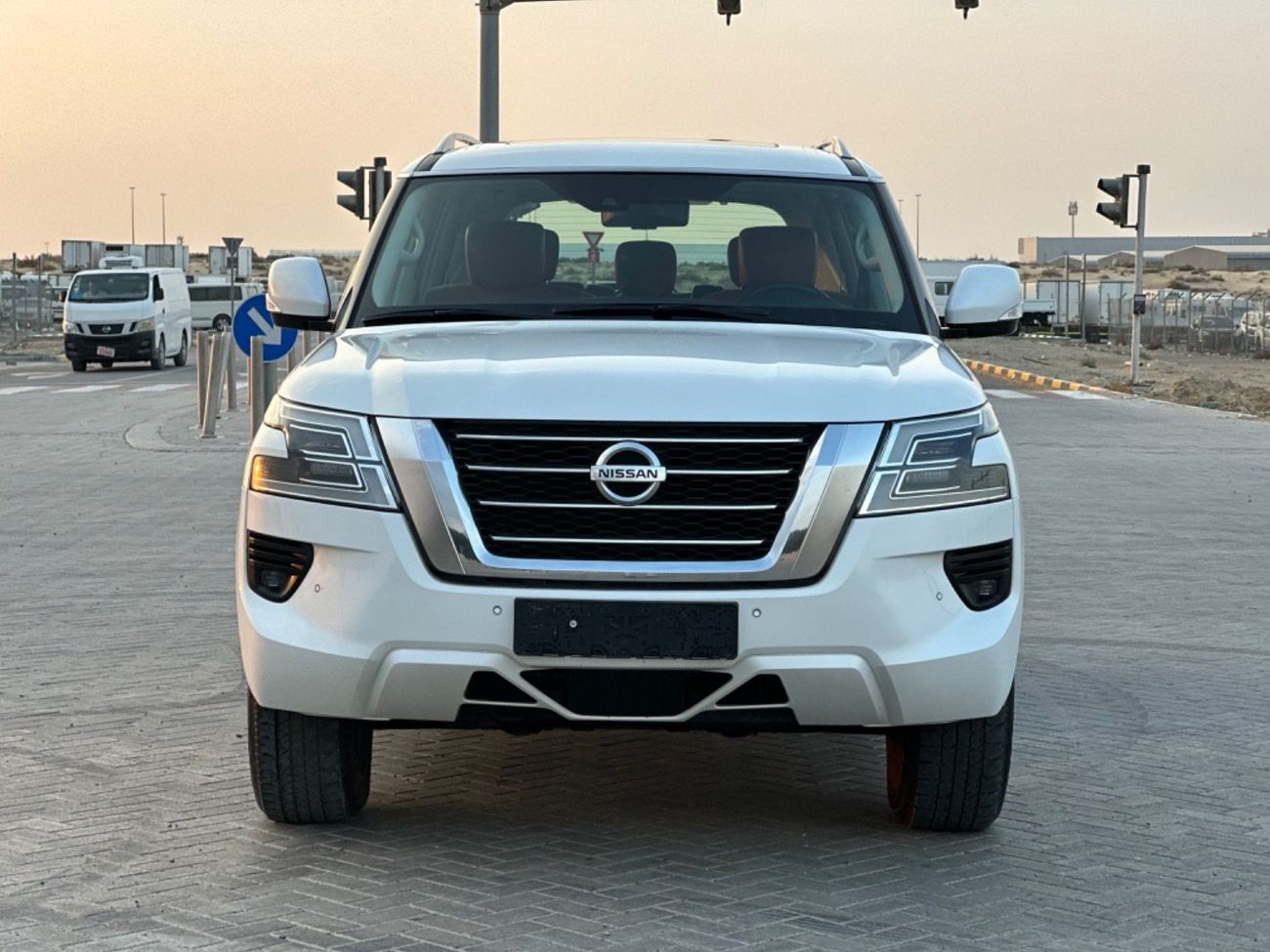 Nissan Patrol SE T1 4.0L MODEL 2020 GCC CAR PERFECT CONDITION INSIDE AND OUTSIDE FULL OPTION