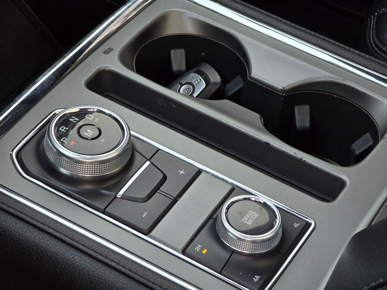 Ford Expedition XLT 3.5L (380 HP) 4WD FORD EXPEDITION XLT 2019 GCC FULL OPITION // PERFECT CONDITION