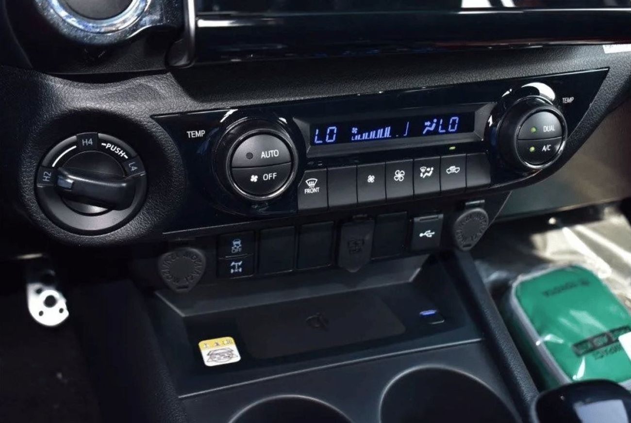 تويوتا هيلوكس 2024 TOYOTA HILUX DOUBLE CAB GR SPORTS V6 4.0L PETROL 4WD AT