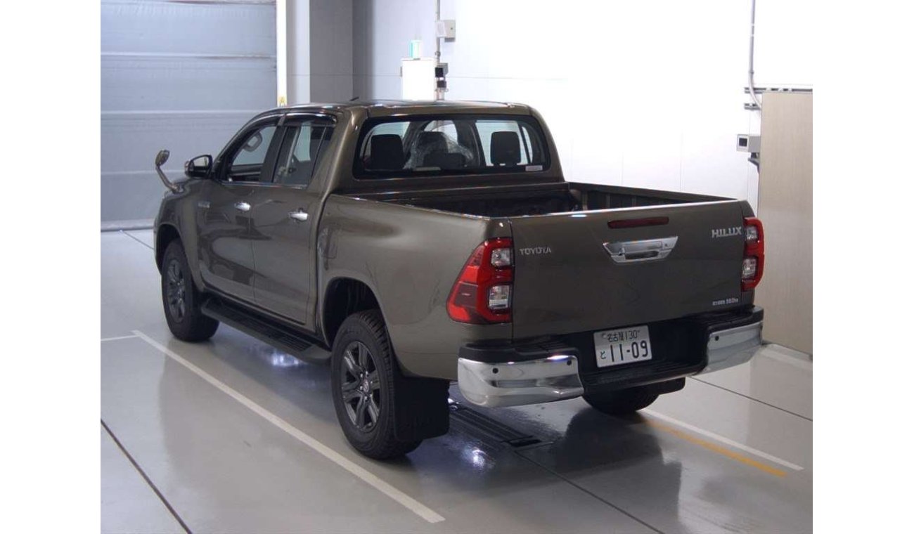 Toyota Hilux TOYOTA HILUX SR5 2022 MODEL FULL OPTIONS