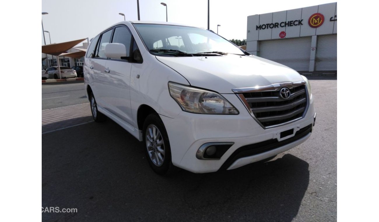 تويوتا إينوفا Toyota Innova gcc very celen car