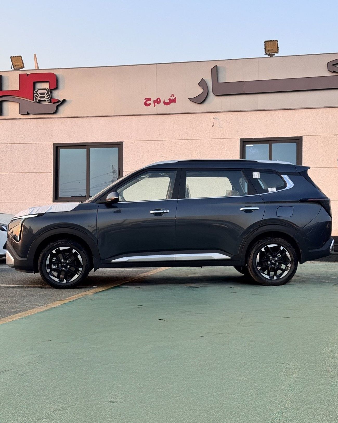 كيا كارينس KIA CARENS 1.5L -  2026 MODEL - GRAY color