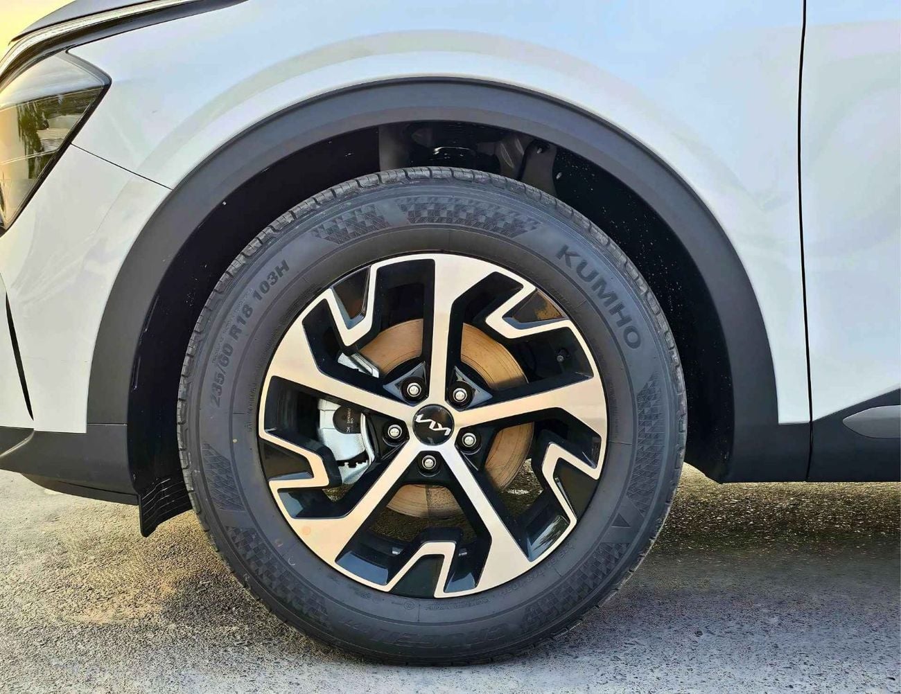 Kia Sportage PREMIUM SMART VERSION / 1.5L V4 PETROL / 360 CAMERA / PANORAMIC ROOF (CODE # KSRP)