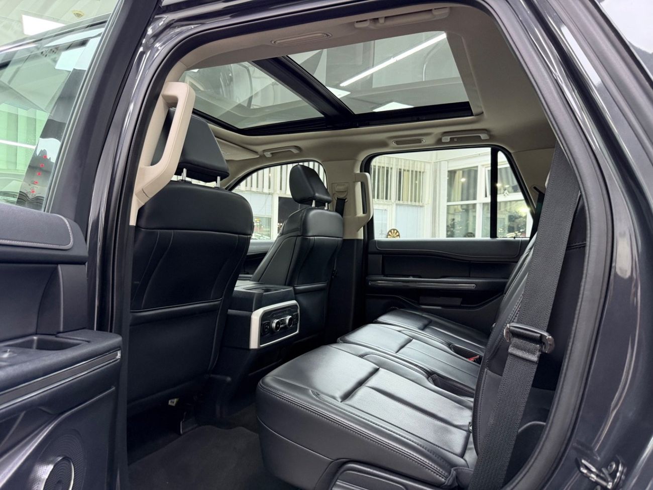 فورد إكسبيديشن XLT-EL 3.5L 4WD