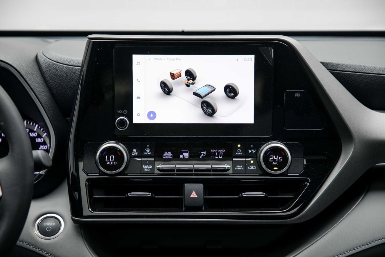 تويوتا هايلاندر GLE 2.5L Hybrid - Platinum White Pearl Inside Grey | Export Only