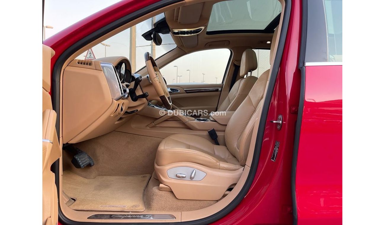 Porsche Cayenne _Gcc_2014_Excellent_Condition _Full option