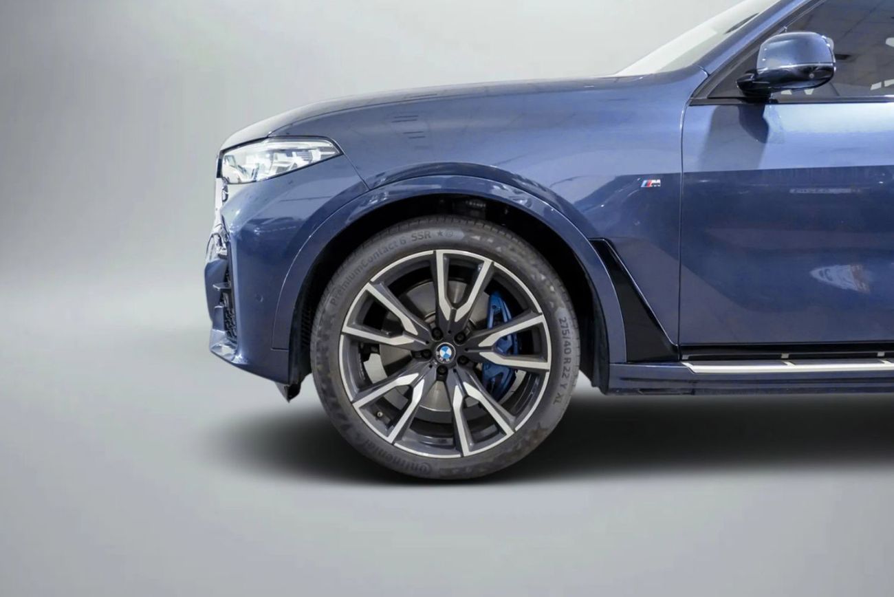 BMW X7 40i M Sport Pure 3.0L (335 HP) 40i M-Sport / Full BMW Service History / Original Paint