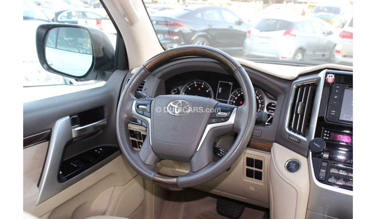 Toyota Land Cruiser (2021) EXR V8 5.7, GCC, UNDER WARRANTY FROM LOCAL DEALER (Inclusive VAT)