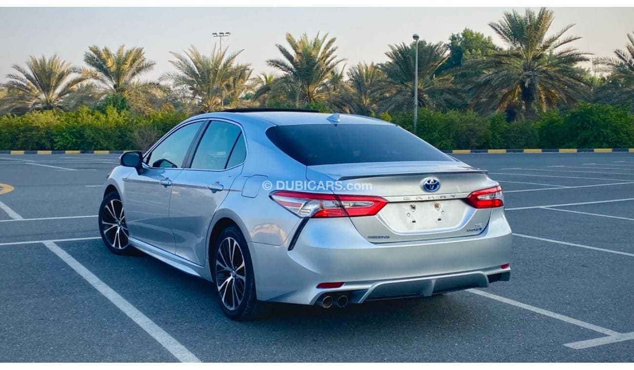 Toyota Camry Hybrid Full option