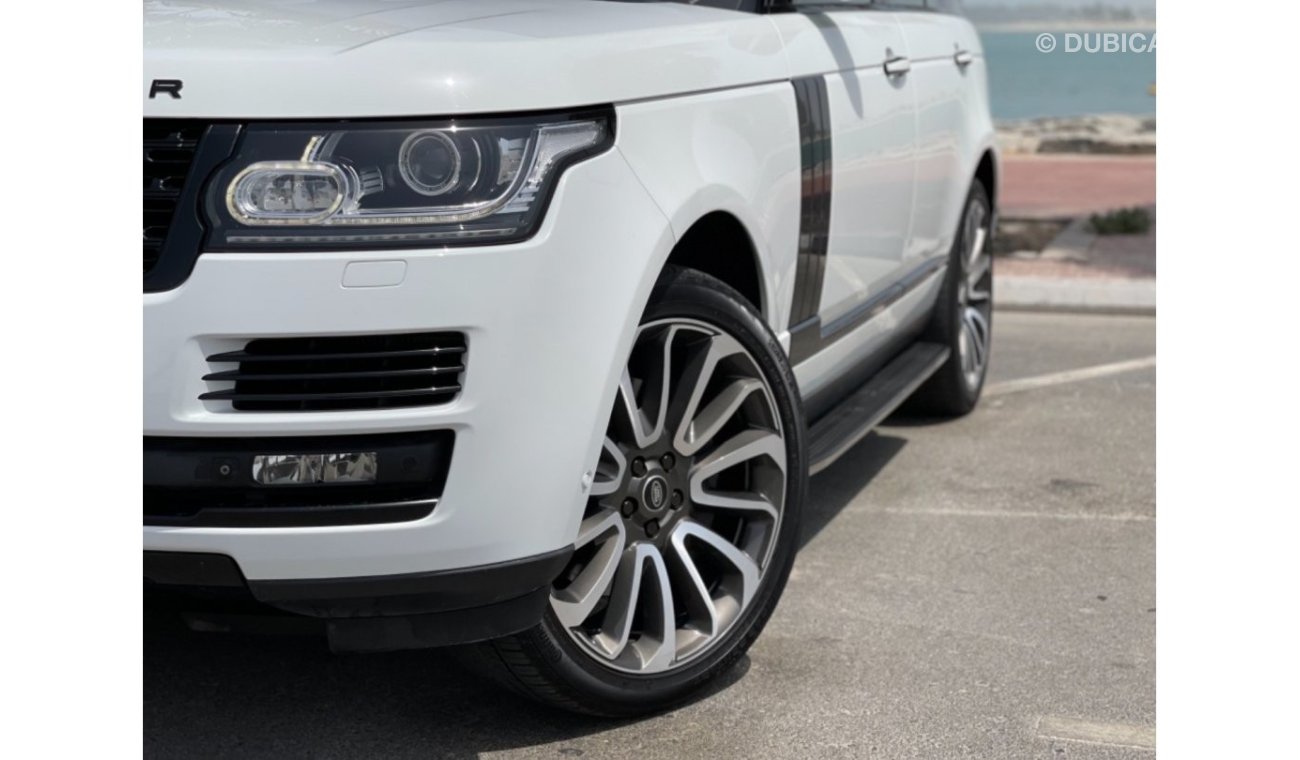 Land Rover Range Rover Vogue Supercharged Range Rover Vogue SE GCC