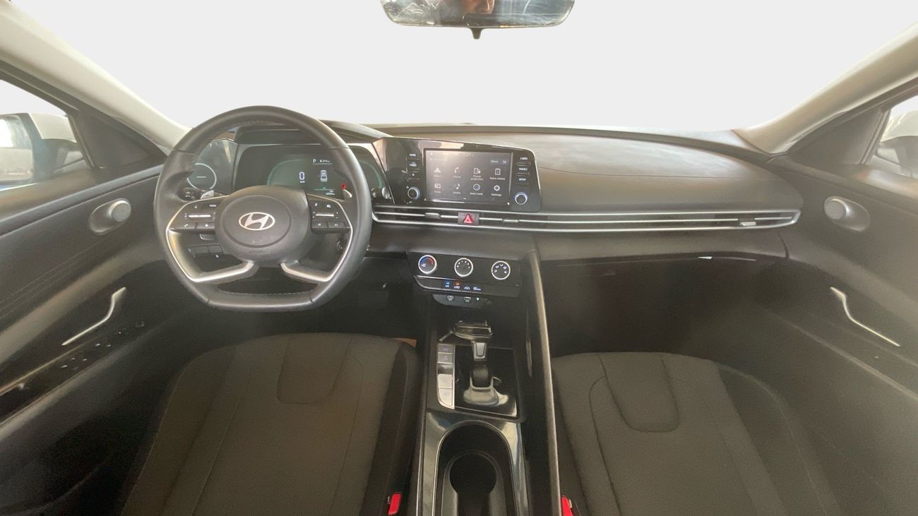 Hyundai Elantra 1.6 GL AUTO SMART | Guaranteed Warranty | 0 Down Payment