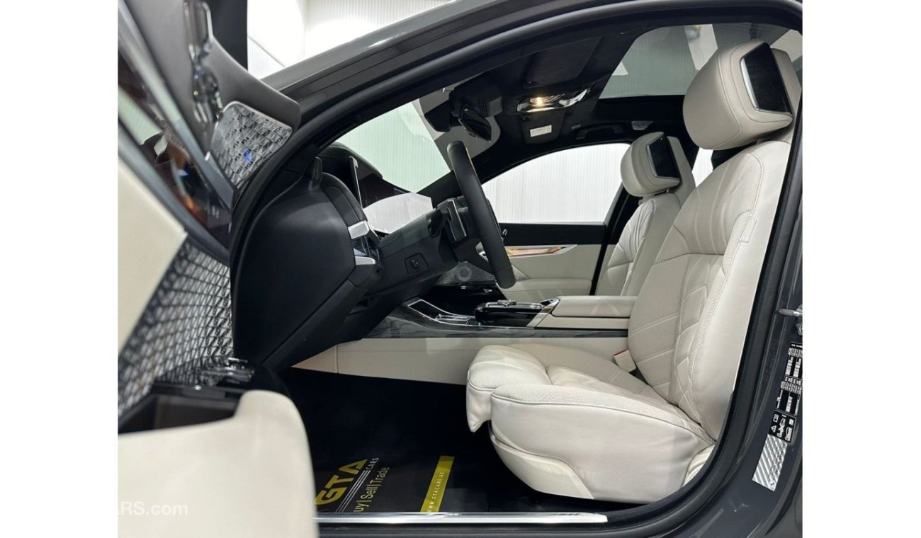 بي أم دبليو 760Li 2024 BMW 760i xDrive M-Sport Masterclass, 2028 BMW Warranty + Service Pack, Fully Loaded, GCC