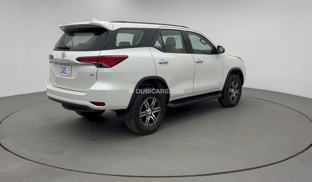Toyota Fortuner 4000