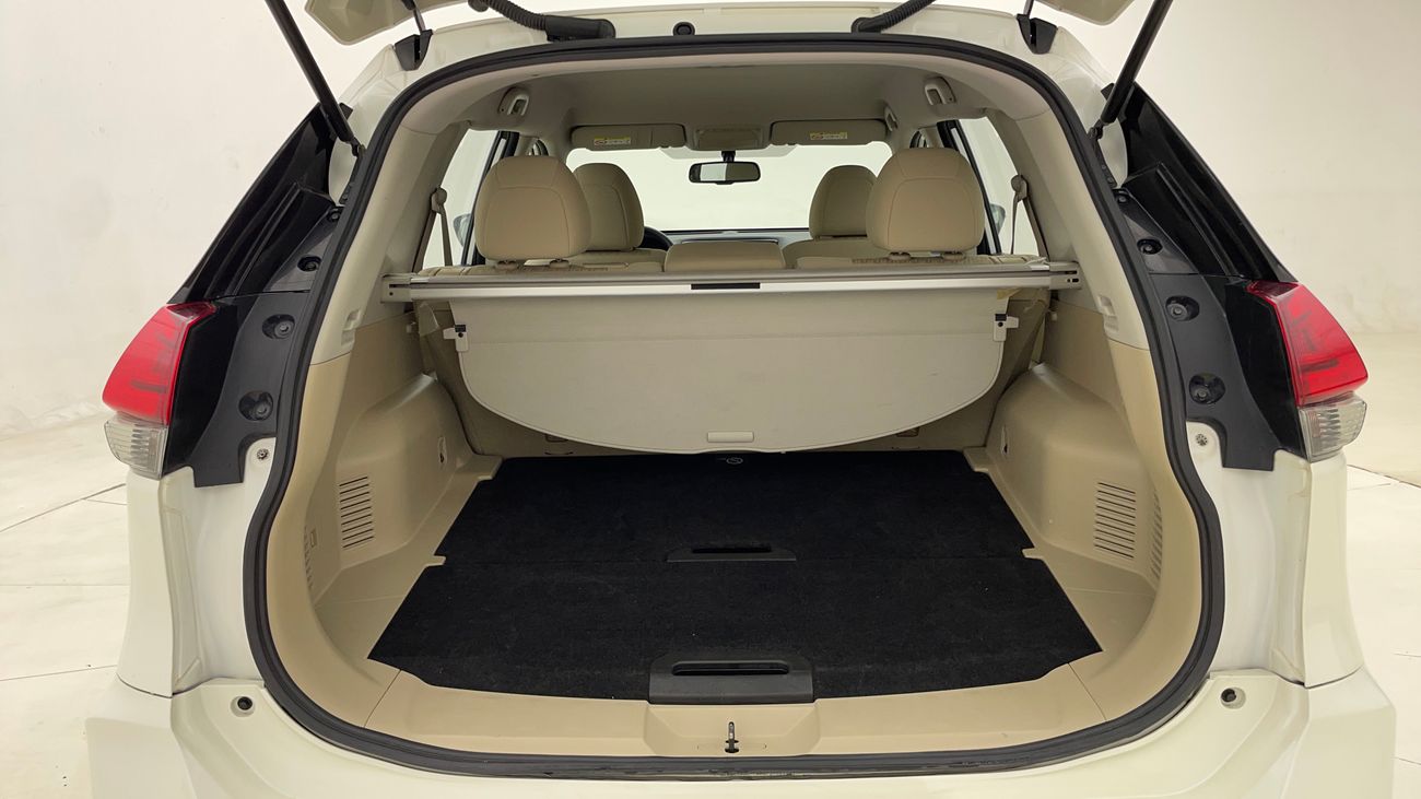 نيسان إكس تريل S 2.5 | بدون دفعة مقدمة | اختبار القيادة في المنزل