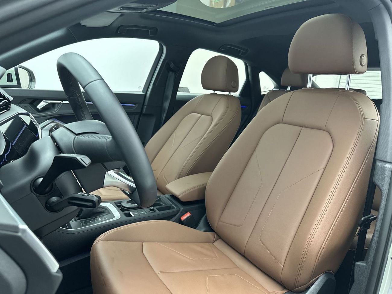 Audi Q3 40 TFSI quattro 2.0L Sportback 180hp (Ref# 72558)