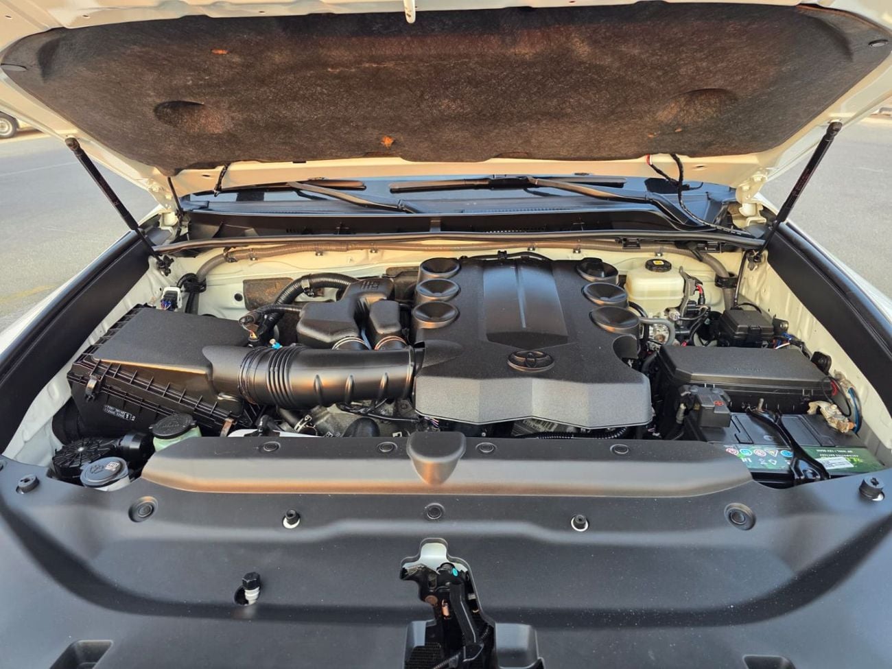 Toyota 4Runner LIMITED sunroof , 4x4 and Original leather and Push button
