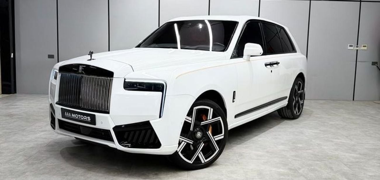 Rolls Royce Cullinan  Silver Badge | 2026 Facelift Kit | GCC Specs | Service Contract