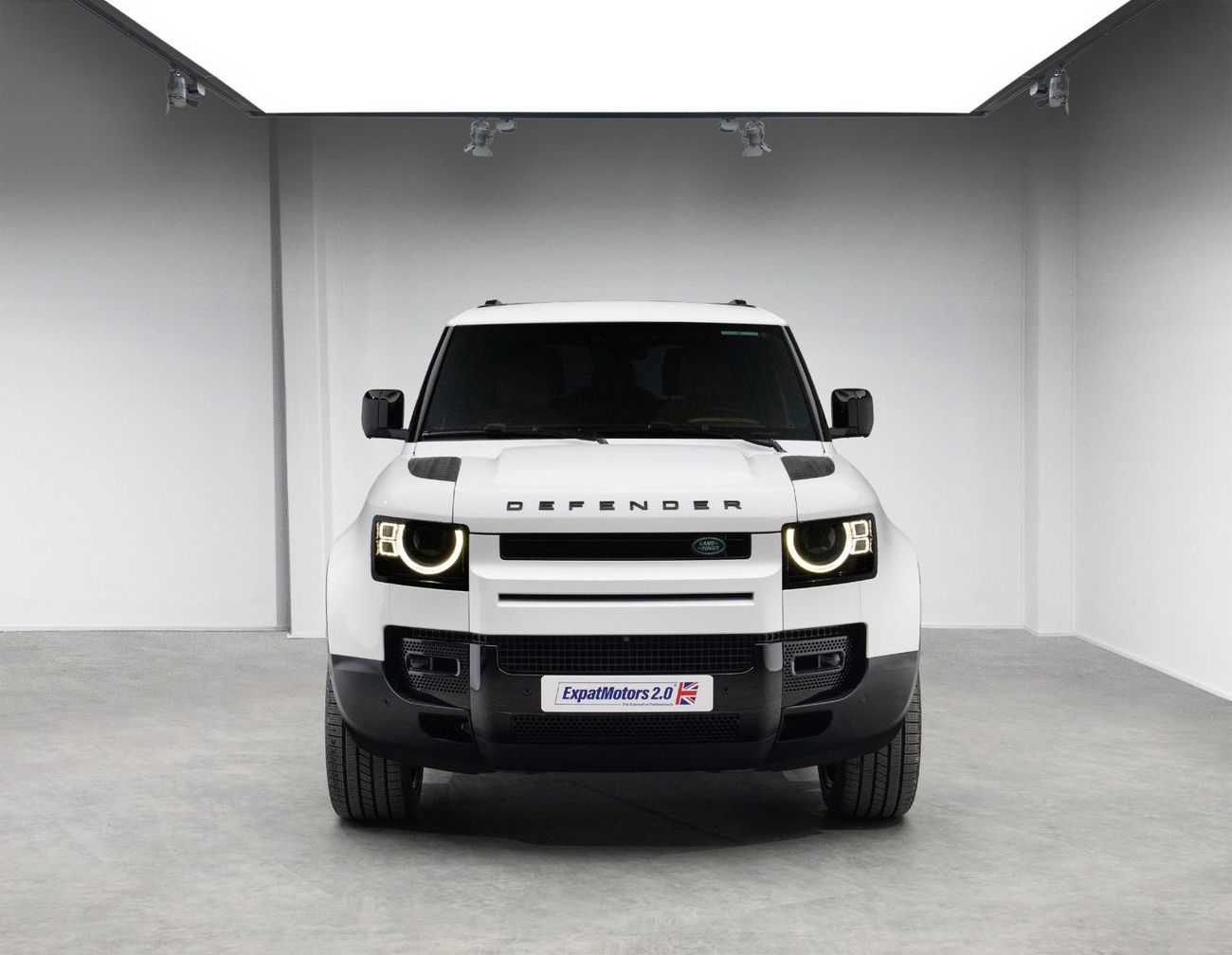 Land Rover Defender P400 90 HSE 3.0L (6 Seater)