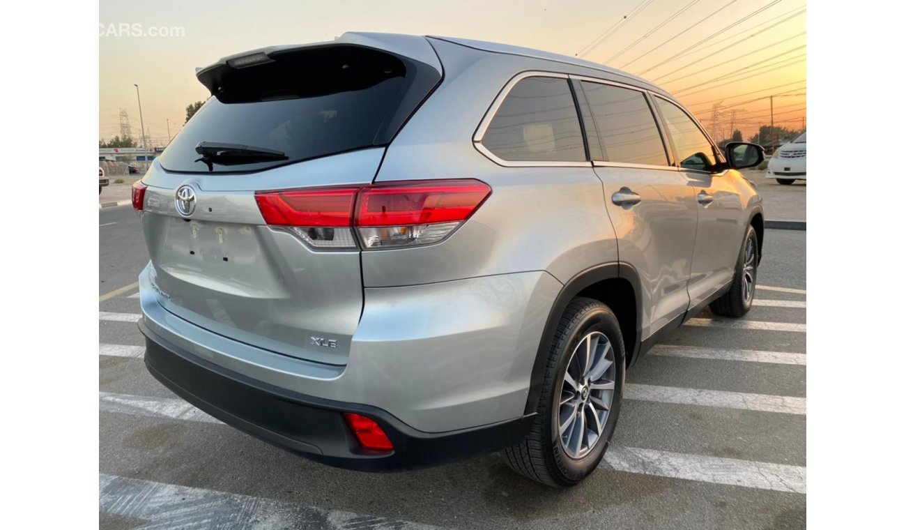 تويوتا هايلاندر 2019 TOYOTA HIGHLANDER XLE FULL OPTION -SUNROOF -PUSH START -ELECTRICAL GENIUNE LEATHER SEAT -7 SEAT