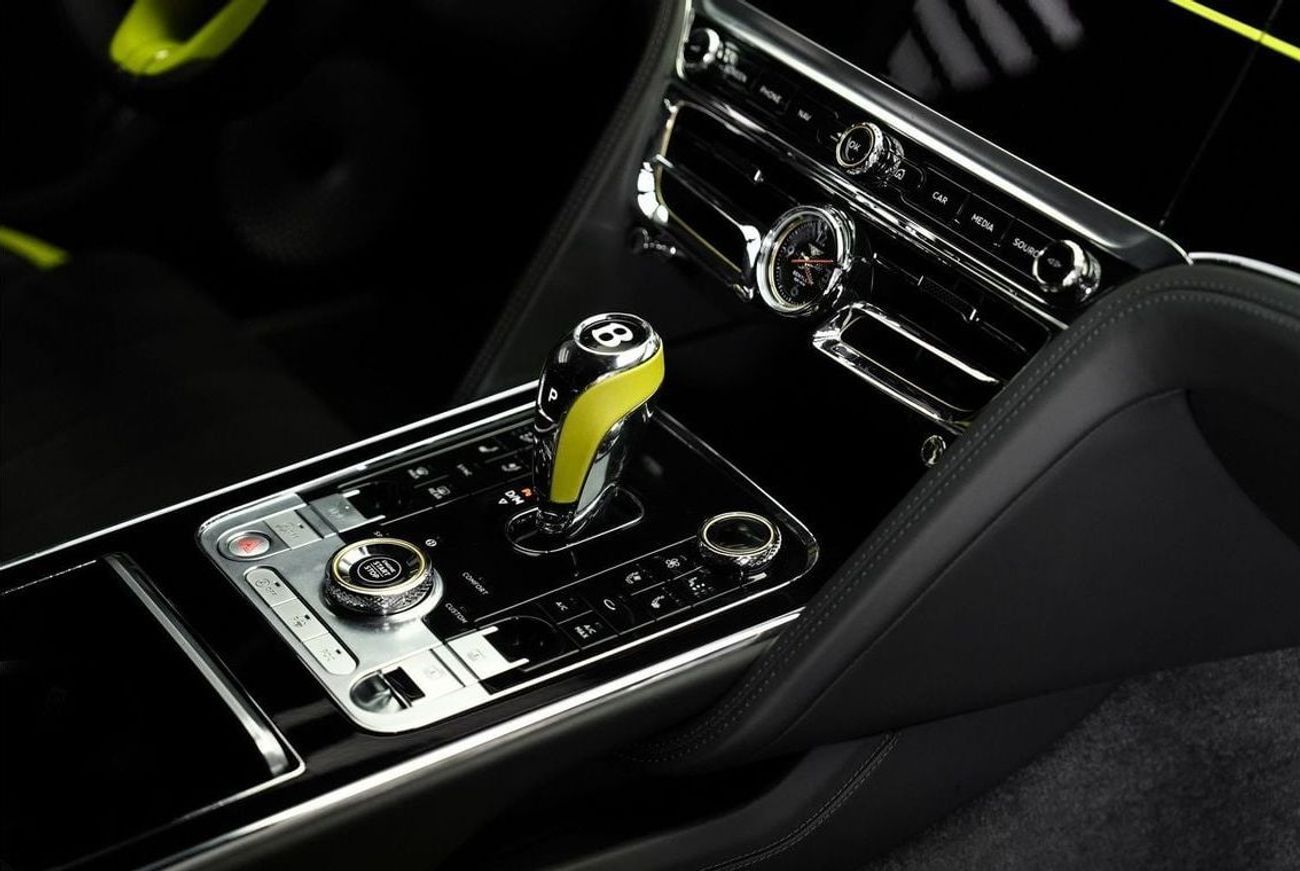 Bentley Flying Spur 4.0T V8