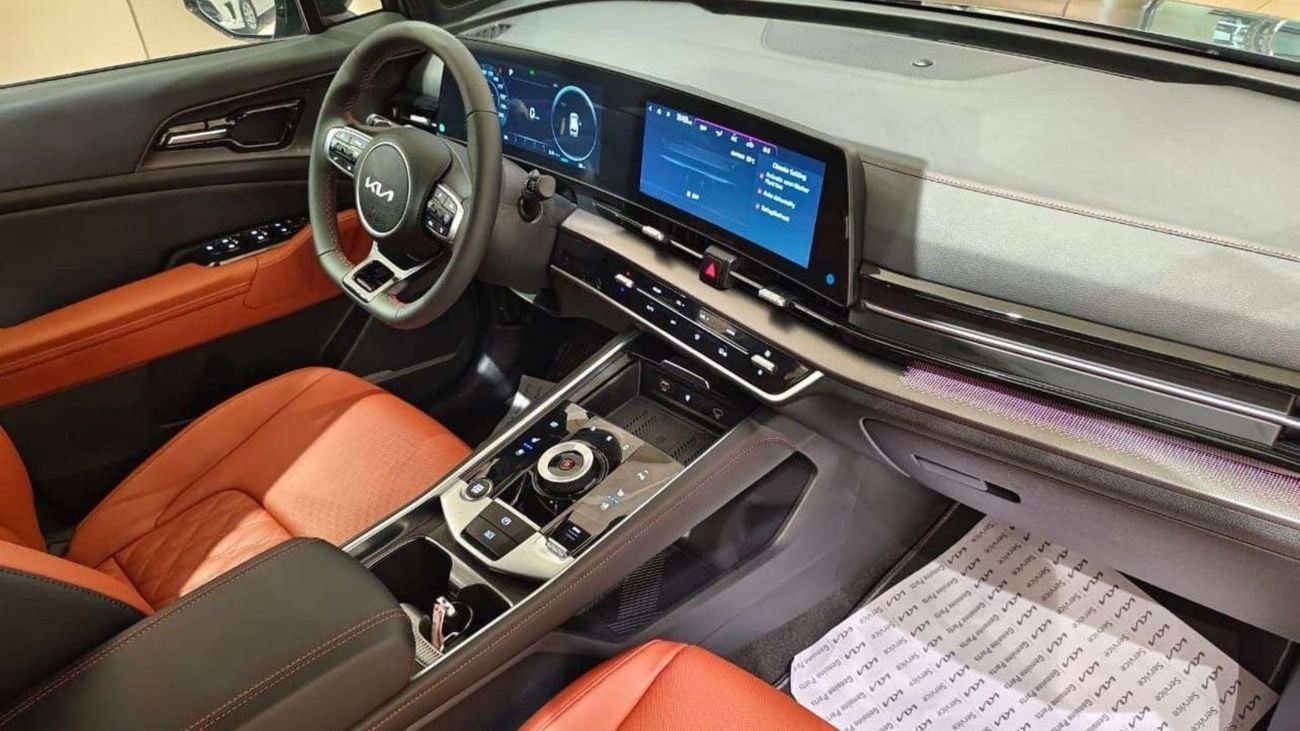 كيا سبورتيج SX 2.0L MPFI | Petrol | Automatic | All Wheel Drive | 5 Seats | 5 Doors