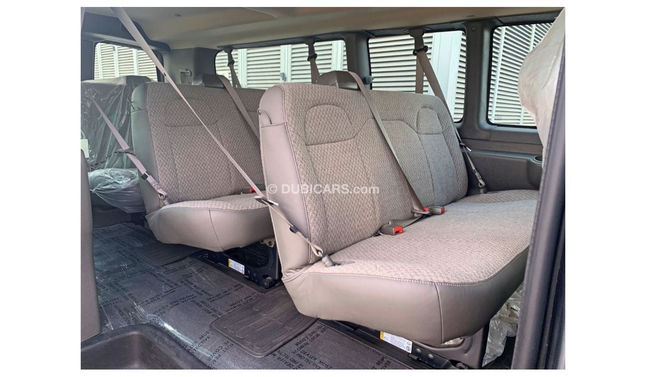 GMC Savana 3500 Passenger GCC Specs - Brand New - Can be registered under company as well as personal name