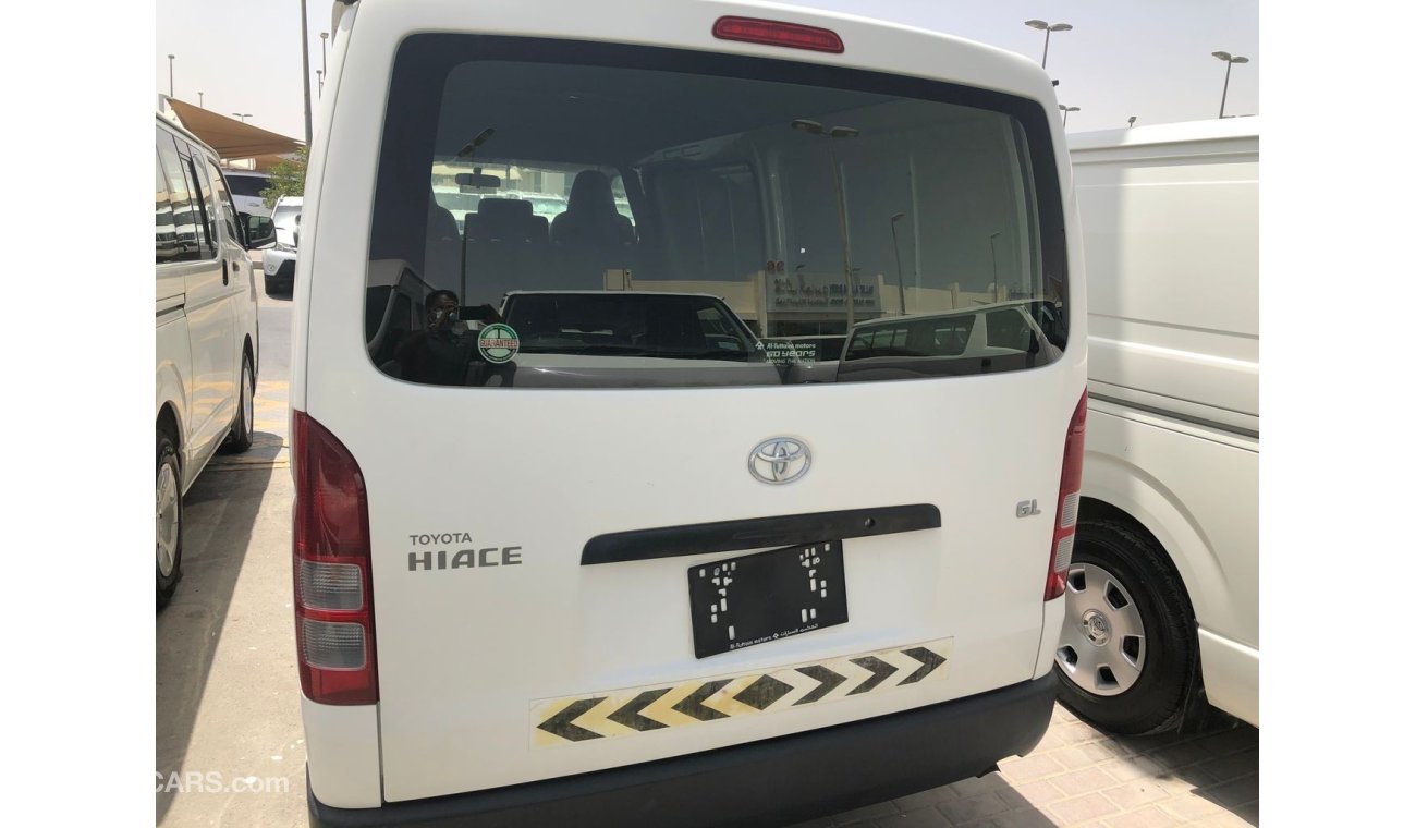 تويوتا هاياس Toyota Hiace Van,Model:2015. Free of accident. Only done 5000 km