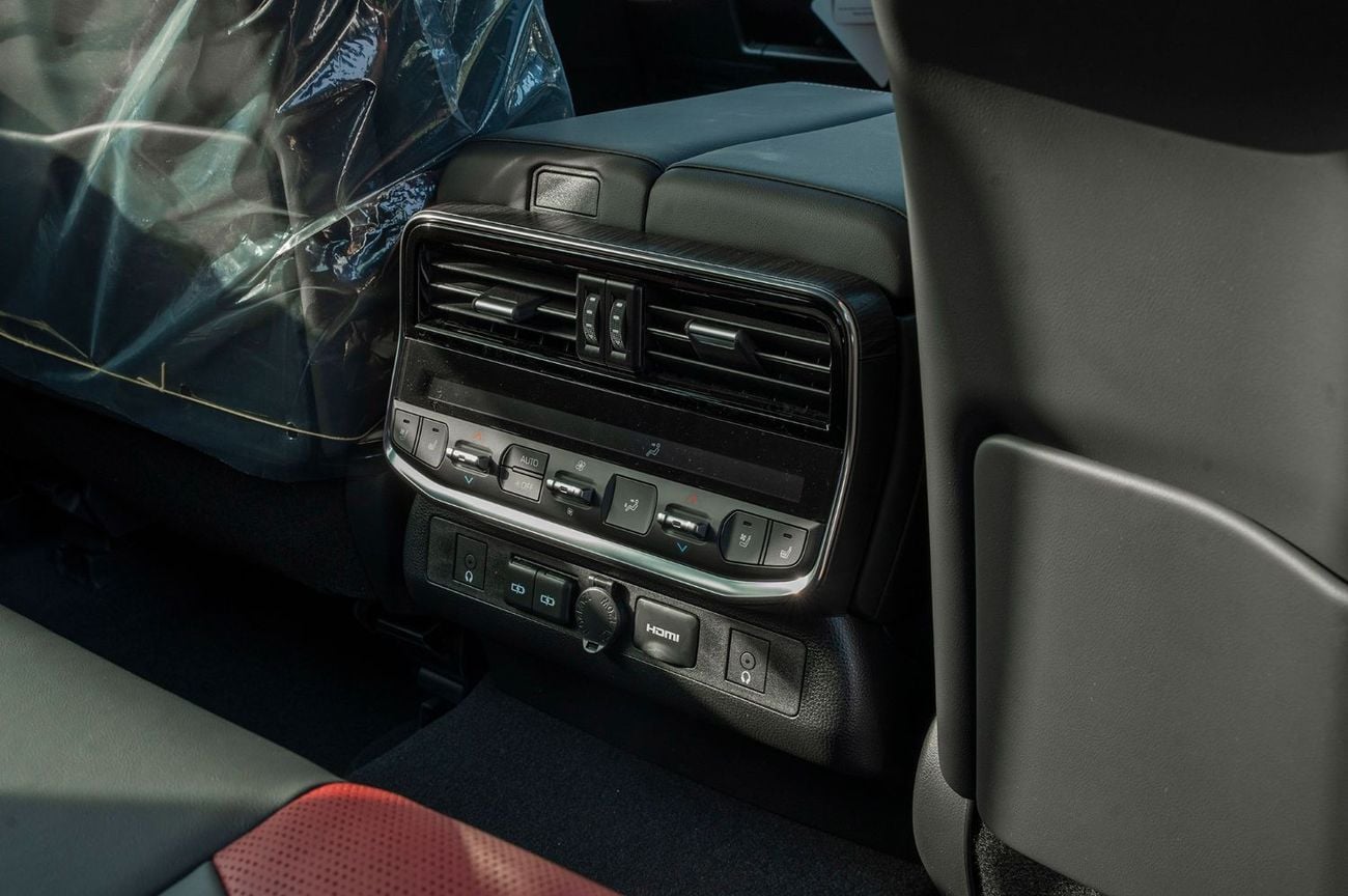 تويوتا لاند كروزر 2026 Toyota Land Cruiser VXR Twin Turbo 3.5L AT Petrol (Black)