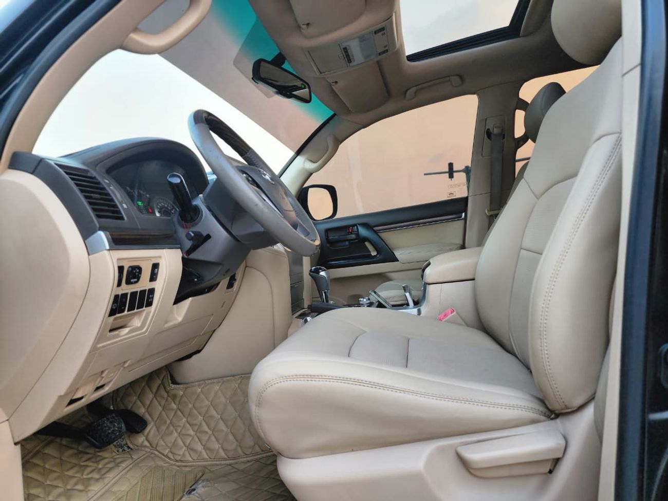 Toyota Land Cruiser GXR V8 MODEL 2012 UPGRADE 2021