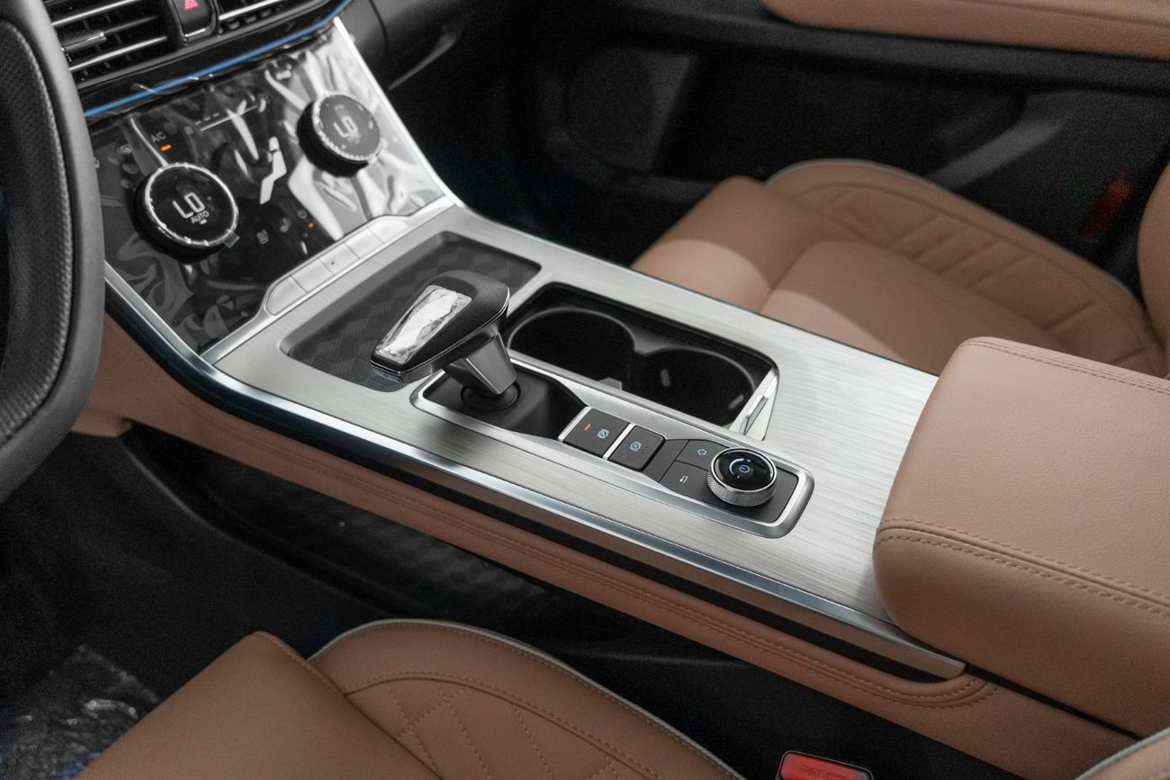 Exeed VX 2024 Exeed VX Flagship AWD / 2.0L TGDI 7 Speed DCT Gearbox / Brand New Delivery / 7 Year Exeed Warra