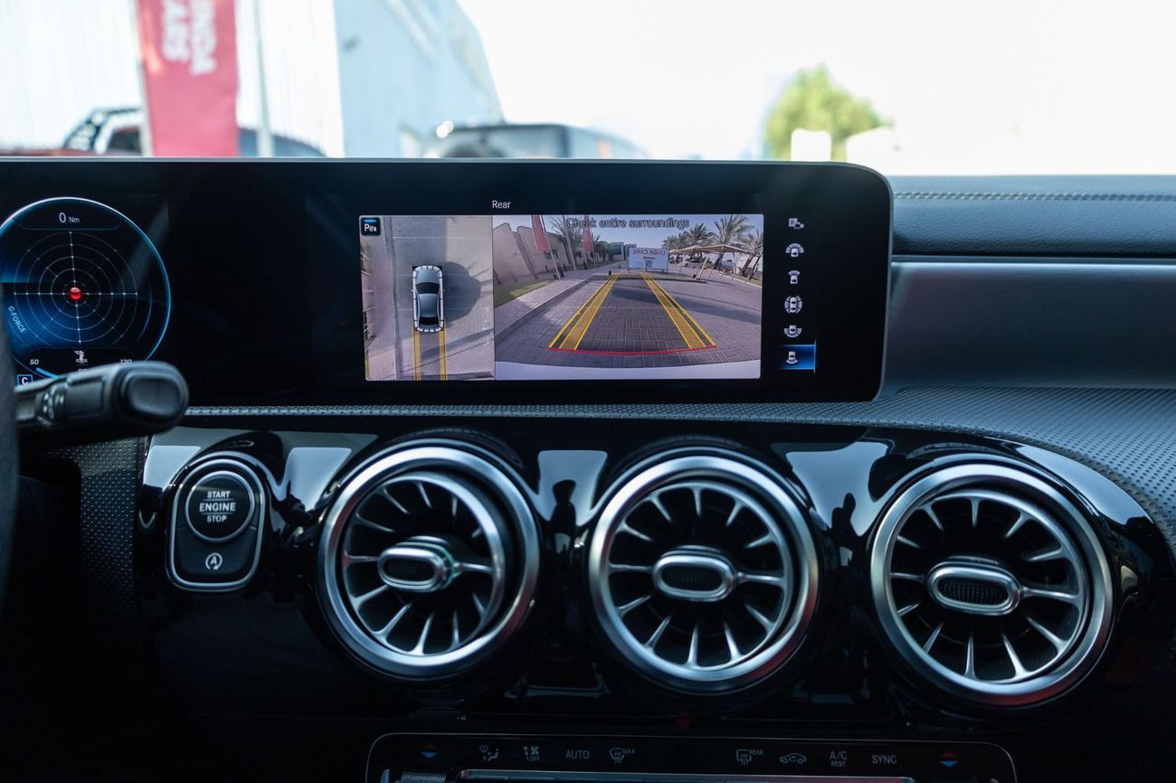 Mercedes-Benz A 250 AMG Premium + 2.0L