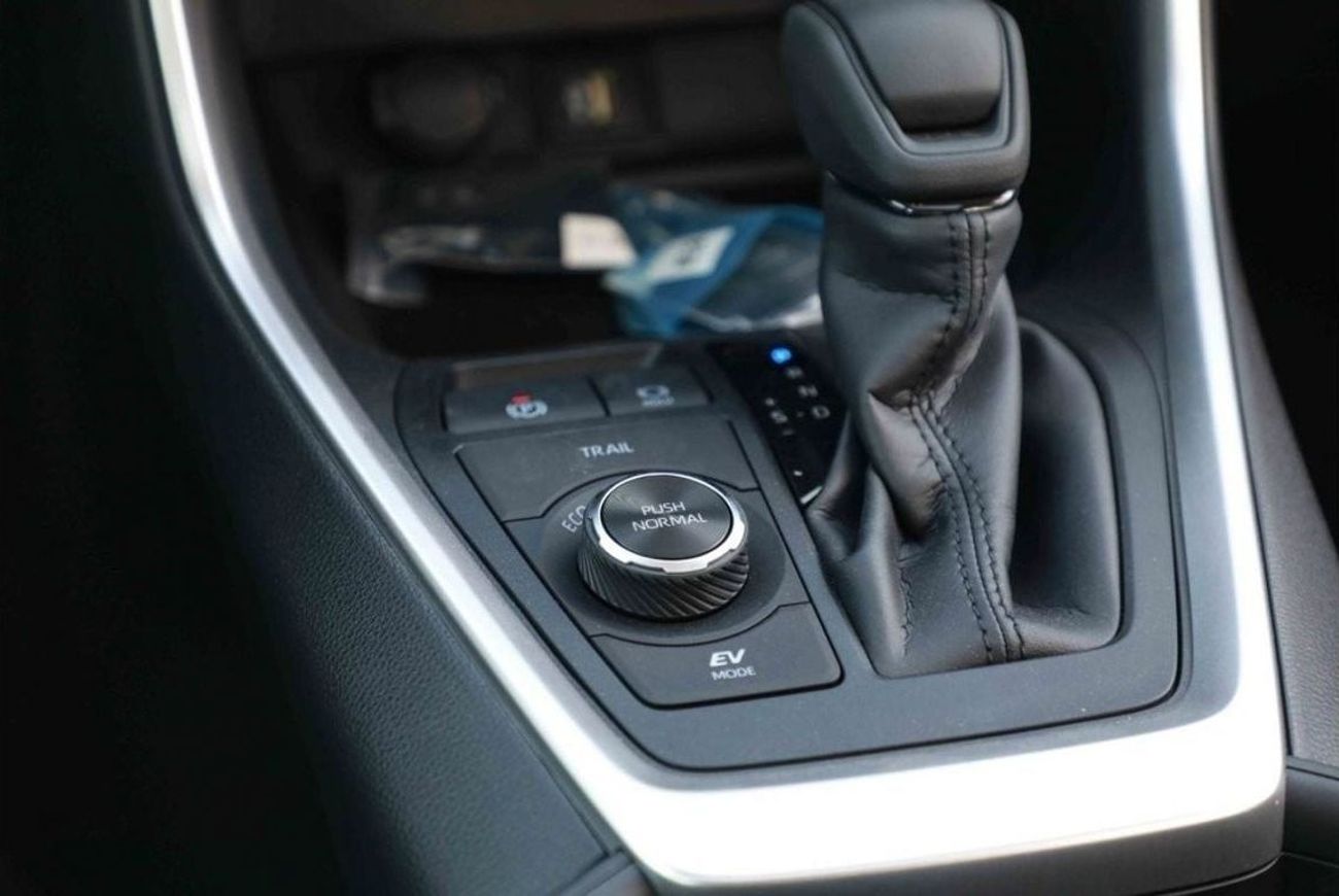 Toyota RAV4 2024 Toyota Rav4 2.5 Hybrid MID - Urban Khaki inside Black | Export Only