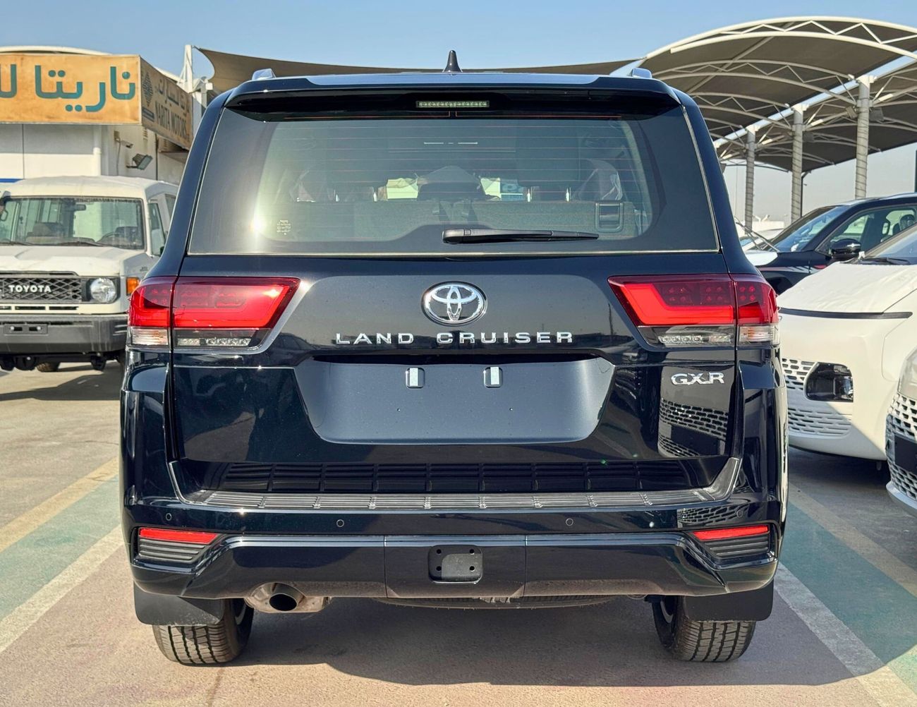 Toyota Land Cruiser GXR / 4.0L PETROL / PWR SEATS & VENTILATION / SPEEDOMETR / SUNROOF / HIGH OPTION / CODE# GXR41H