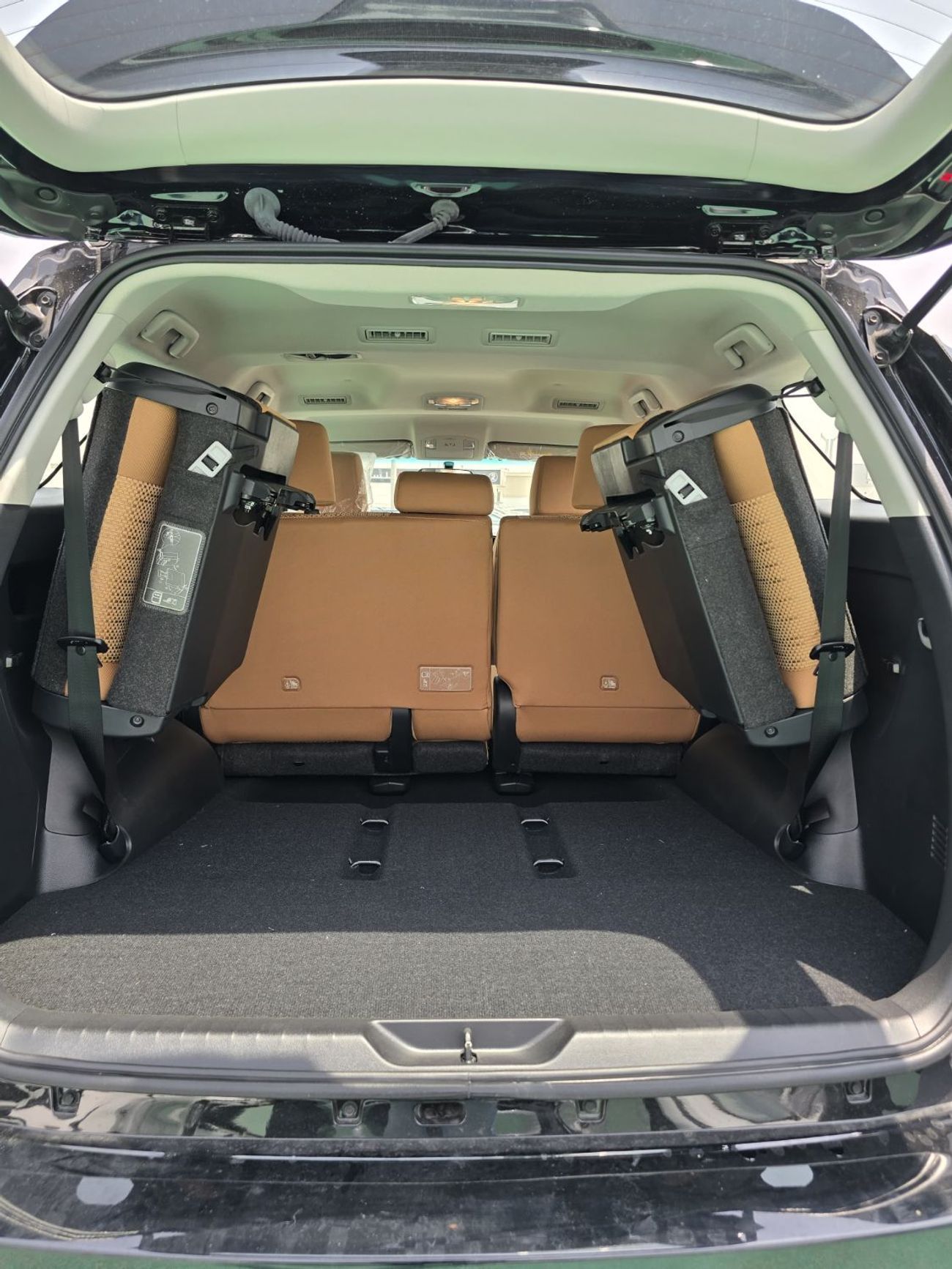 Toyota Fortuner EXR 2.7L (160 HP)