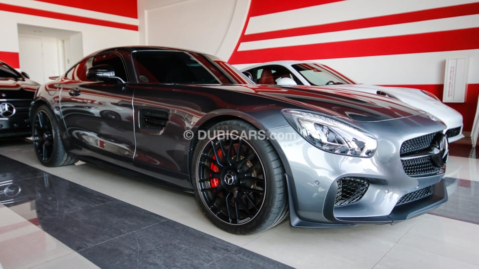 Мерседес v8 biturbo amg