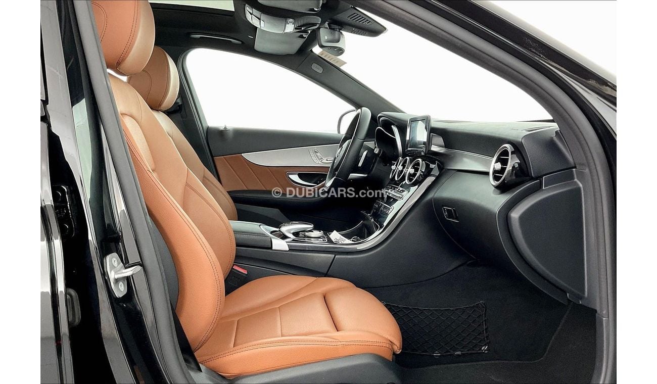 Mercedes-Benz C 200 Standard (AMG Line)