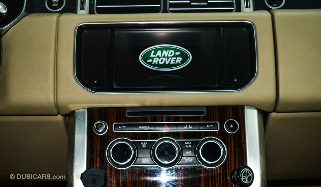 Land Rover Range Rover Vogue HSE With Supercharged Badge