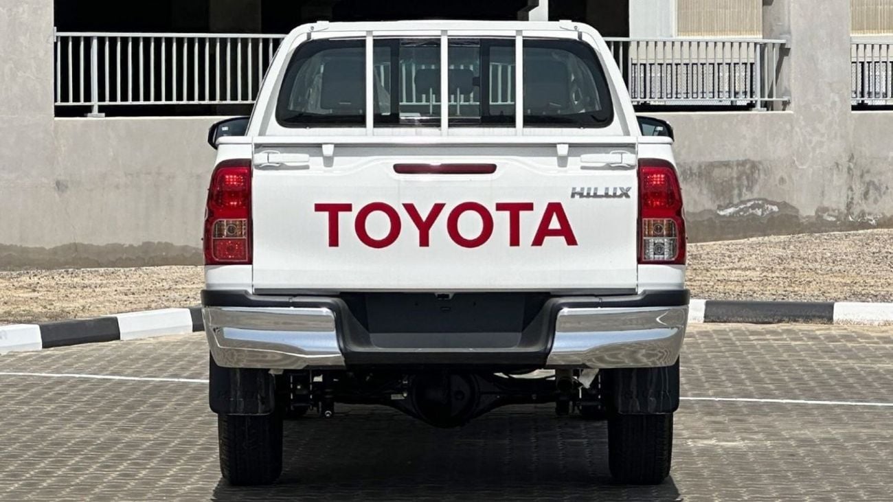 Toyota Hilux 2.4L TURBO DC 4WD MT (EXPORT ONLY)
