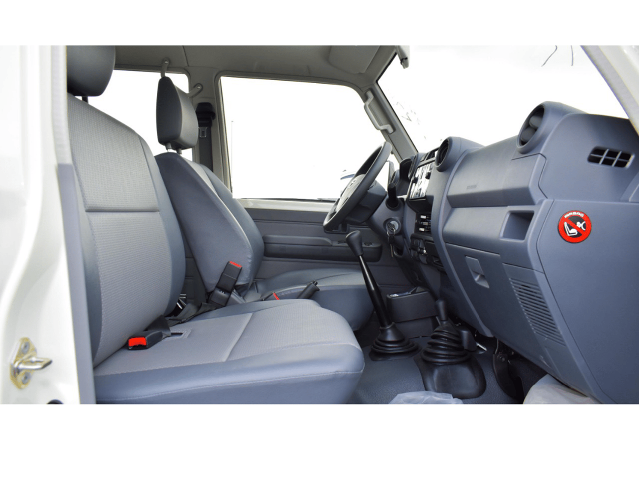 Toyota Land Cruiser Pick Up ECTJRY001 - 2023 Toyota LC79 Double Cab - 4.2L Diesel Manual - White