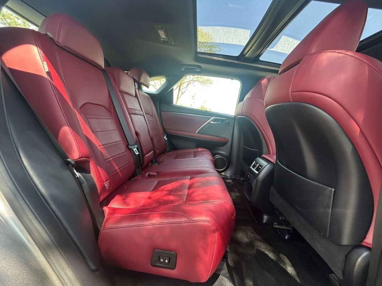 Lexus RX450h F Sport 3.5L Hybrid 2017 GCC AL FUTTAIM LOW MILEAGE SINGLE OWNER IN MINT CONDITION