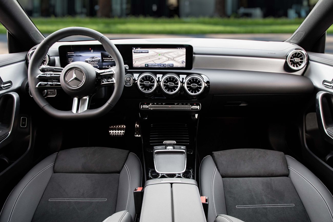 مرسيدس بنز CLA 200 CLA 200 AMG | 3,878 P.M | 0% Downpayment | CLA 200 AMG | 5 YEAR AGENCY WARRANTY!