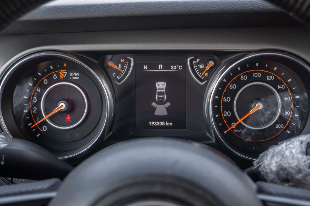 Jeep Wrangler Unlimited Sport 3.6L A/T