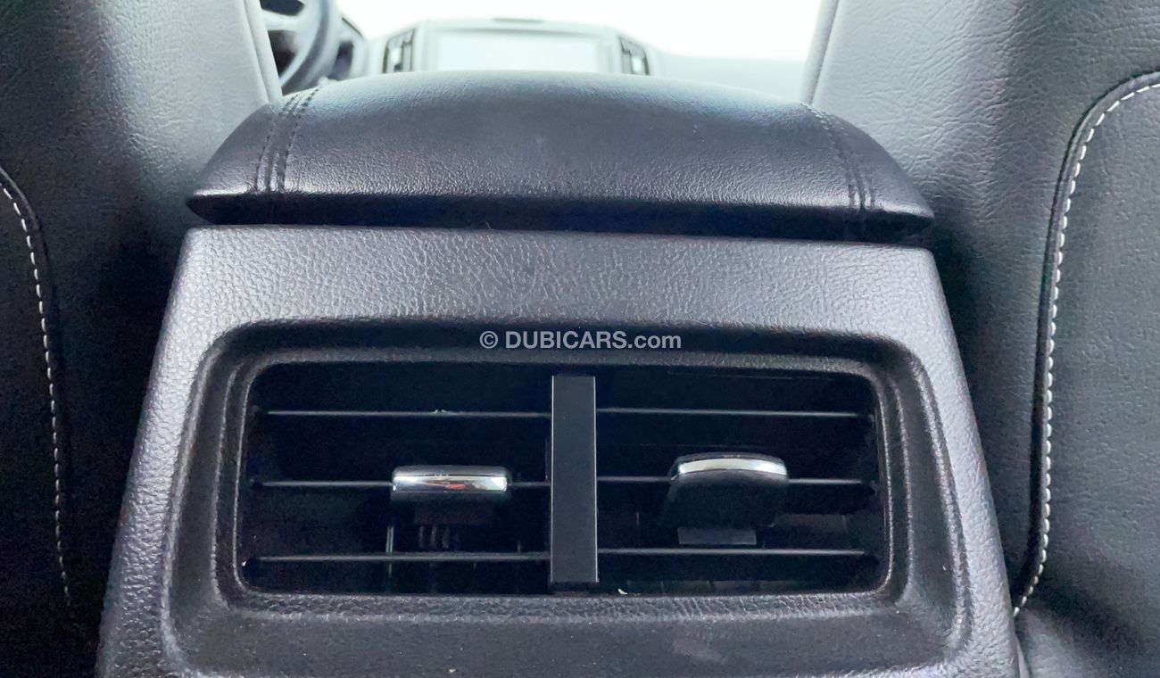 Ford Edge SE Ecoboost AWD 2000