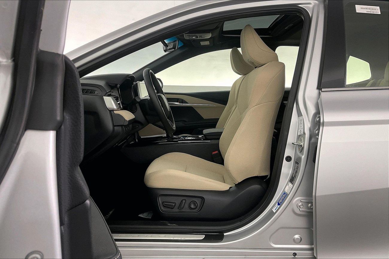 تويوتا كامري XLE | Carnival Sale • UP TO AED 20,000 OFF | شامل الضمان | 0 ﺪﻔﻋﺓ ﺃﻮﻟﻯ