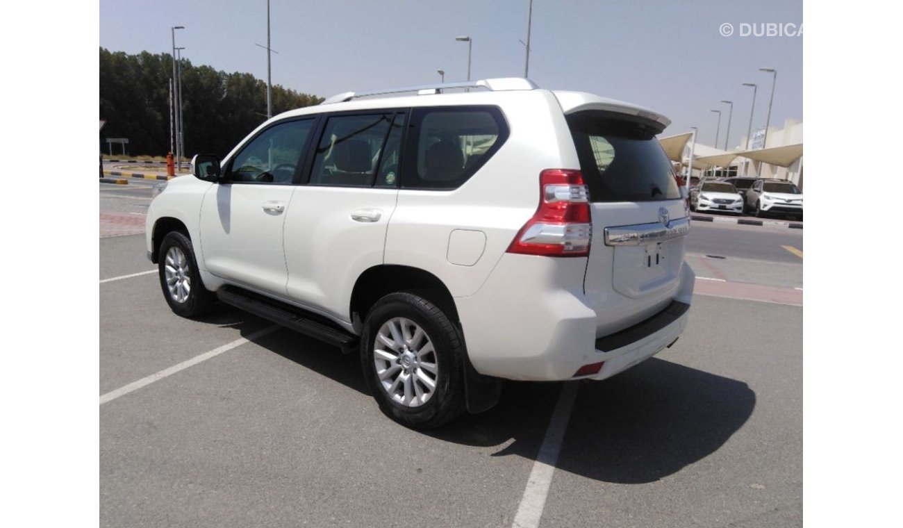 Toyota Prado Toyota prado 2016 gcc full option free accedant for sale