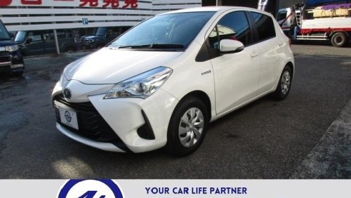 Toyota Vitz NHP130