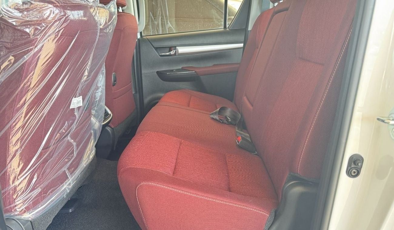 Toyota Hilux S GLX 2.7L 4WD A/T TOYOTA HILUX DOUBLE CABIN  GLX 2.7L 4WD A/T 2025