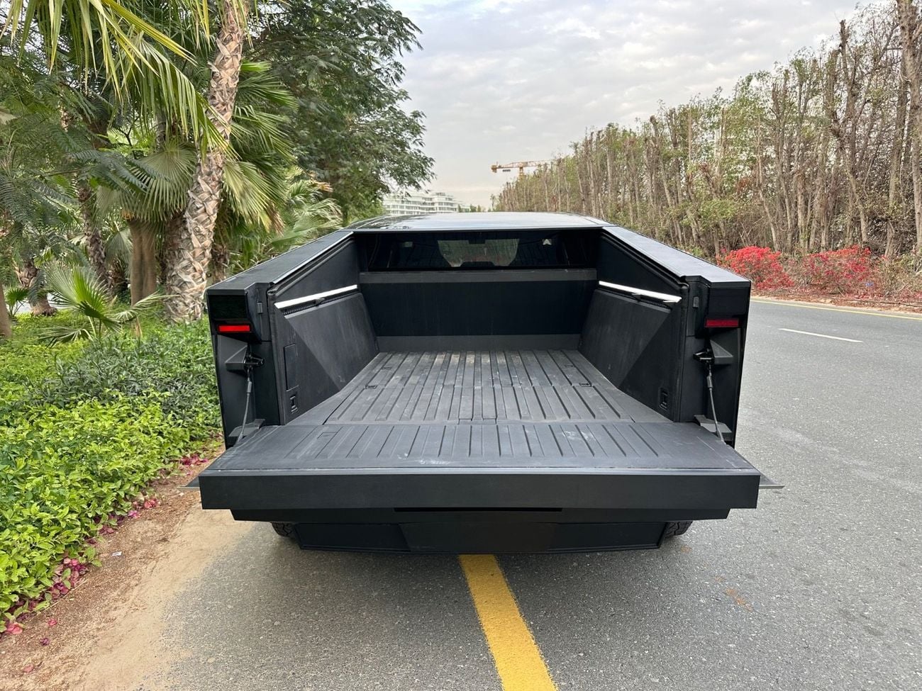 Tesla Cybertruck 2025 Cyberbeast Foundation Series | 845 HP | Triple Motor AWD | Limited Edition | Brand New Zero Km