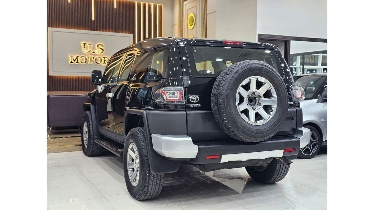 Toyota FJ Cruiser GXR 2018 GCC V6 FULL OPTION WITH WARRANTY